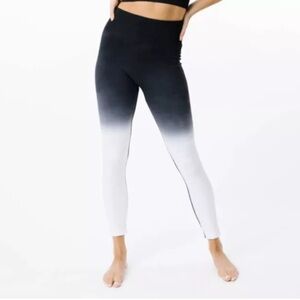 Zyia NEW black and white ombré performance hi-rise 7/8